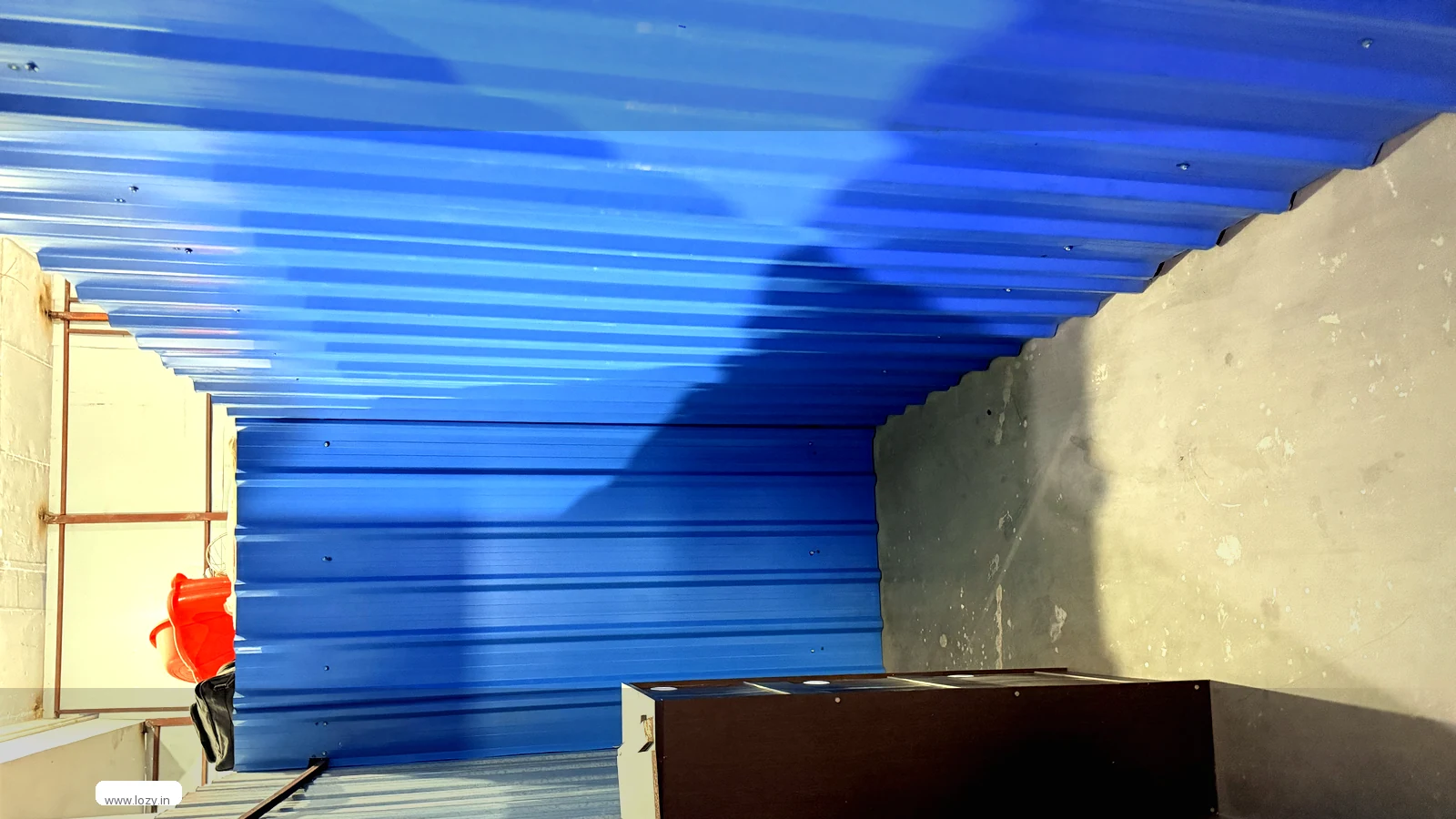 Food storage requirements - an empty Lozy self-storage unit at the Gurugram and Dwarka site, ready for pallet positions