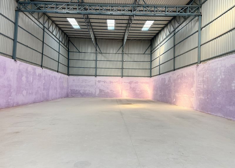 Furniture & Home Furnishing warehousing at a Lozy facility