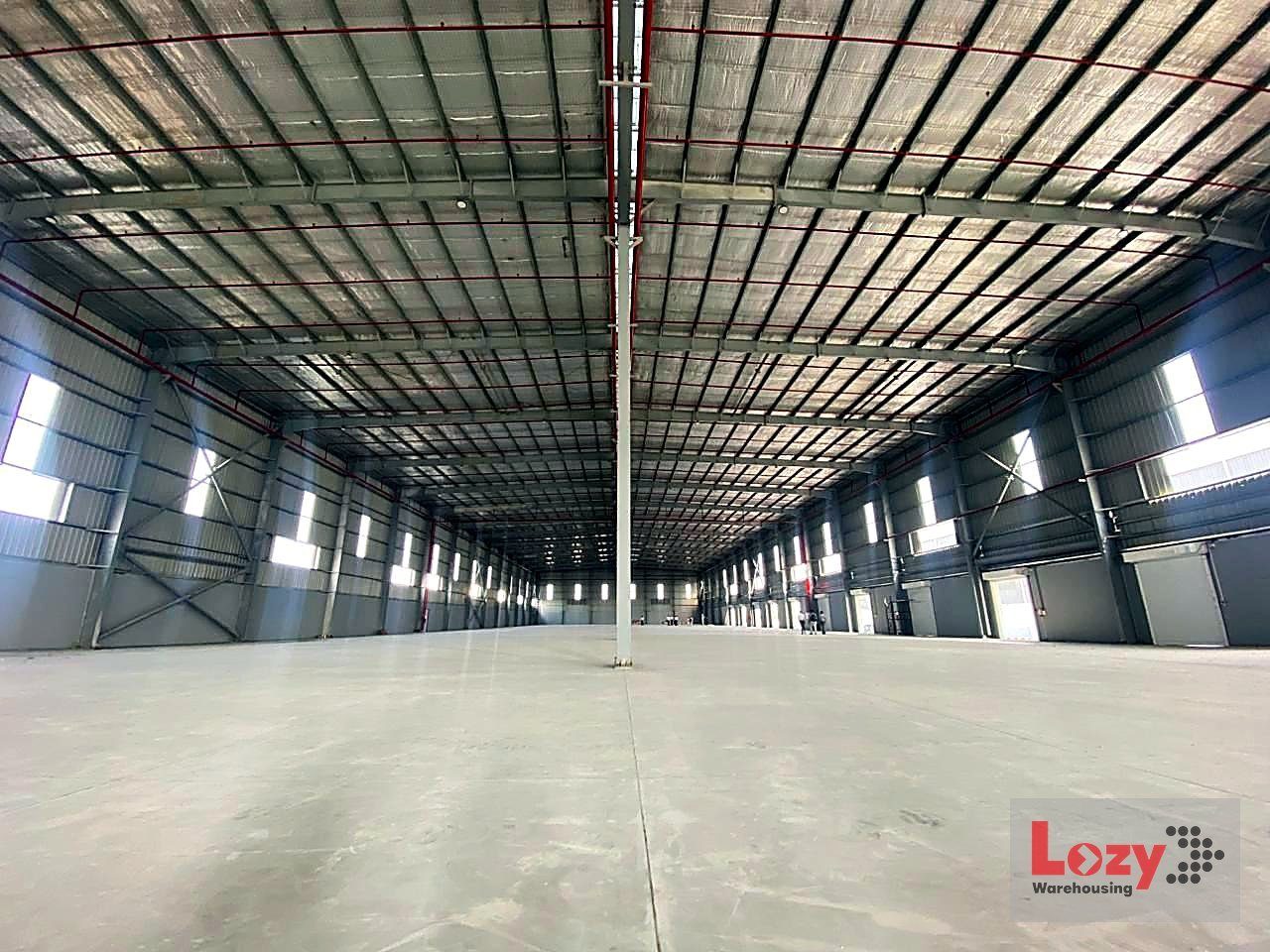 Inside a Lozy warehouse — Medical Equipment & Devices storage