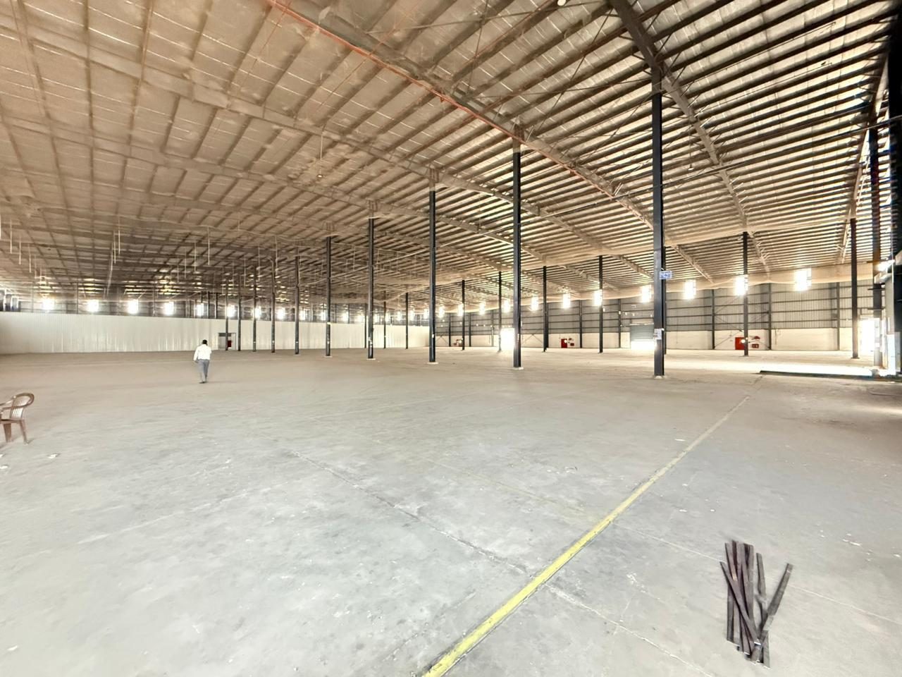 Pharma & Healthcare warehousing at a Lozy facility