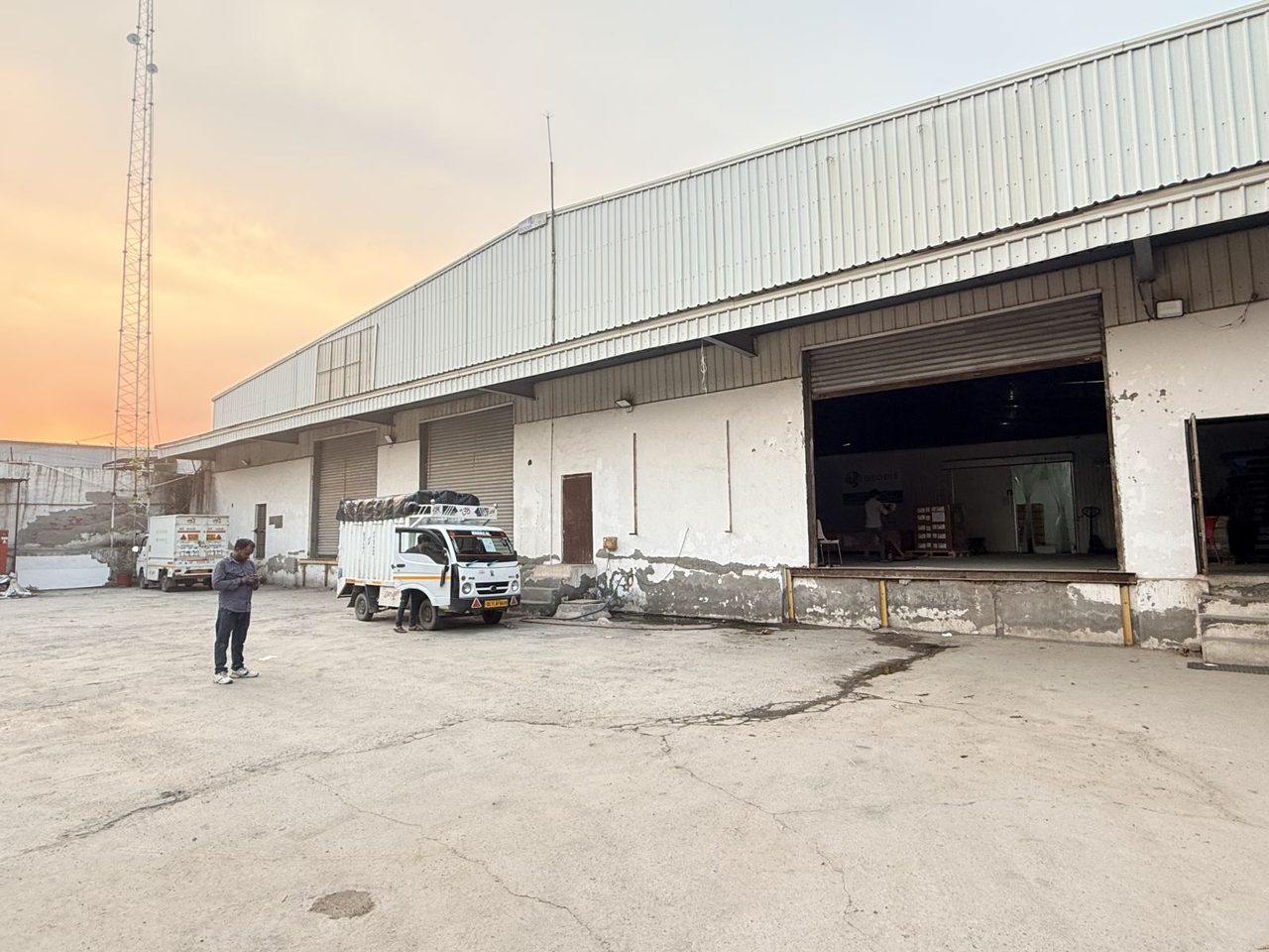 Solar & Renewable Energy warehousing at a Lozy facility